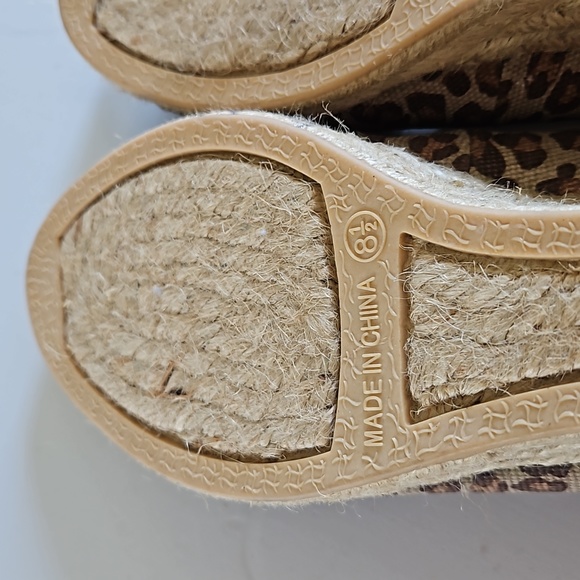 CHICO'S WOMENS CHEETAH WEDGES/ ESPADRILLES SIZE 8.5 NEW WITHOUT BOX - Picture 13 of 15